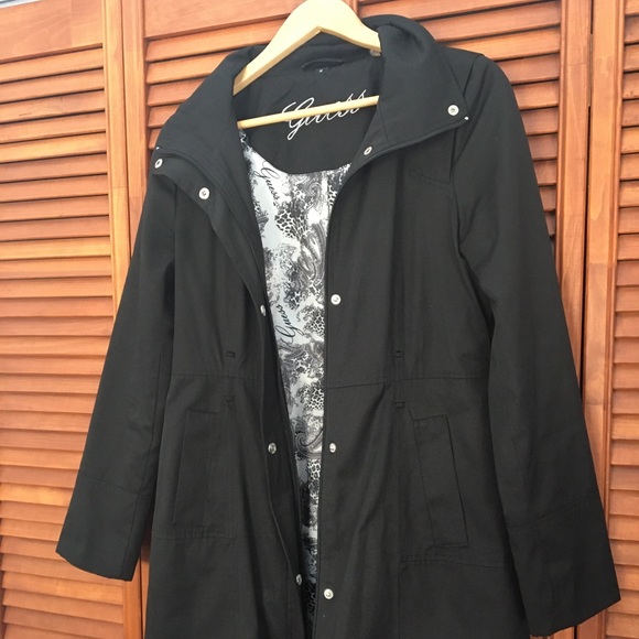 Guess Trench Coat - Picture 4 of 6